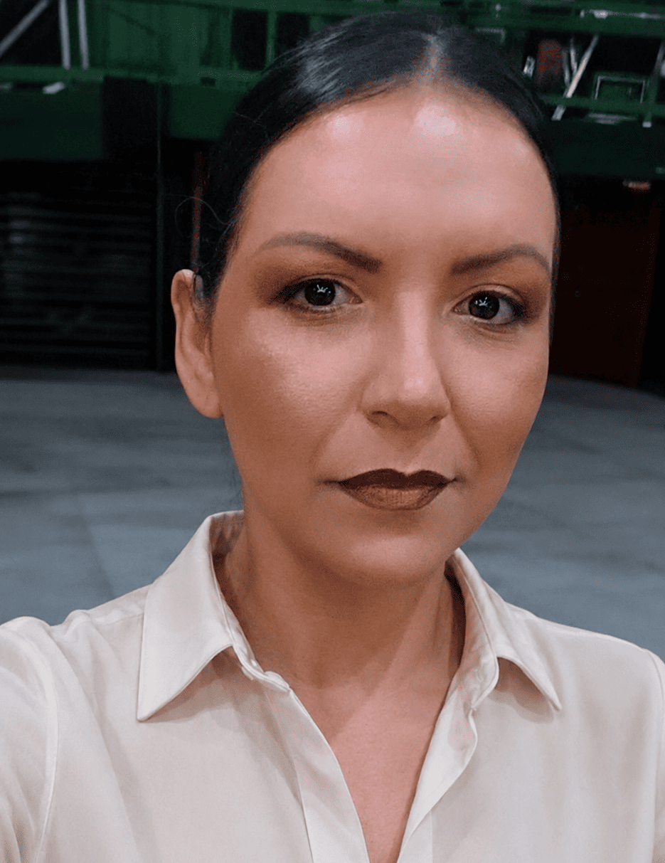 Foto de perfil de Profa. Esp. Izabel Cristina Cardozo